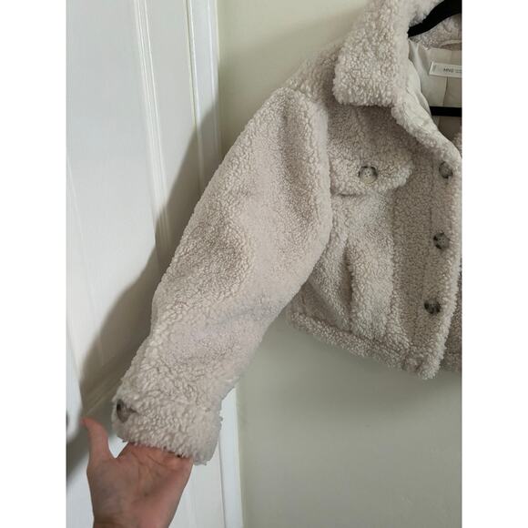 Mango Jacket Women's XS-S Beige Oversized Faux Shearling Cropped Button - Picture 3 of 10